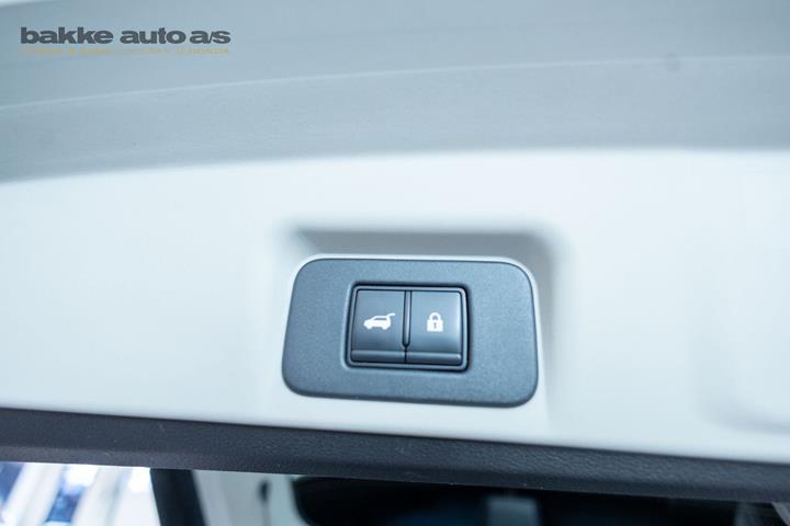 Grå Nissan Ariya fra 2023
