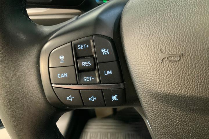 Blå Ford Focus fra 2022