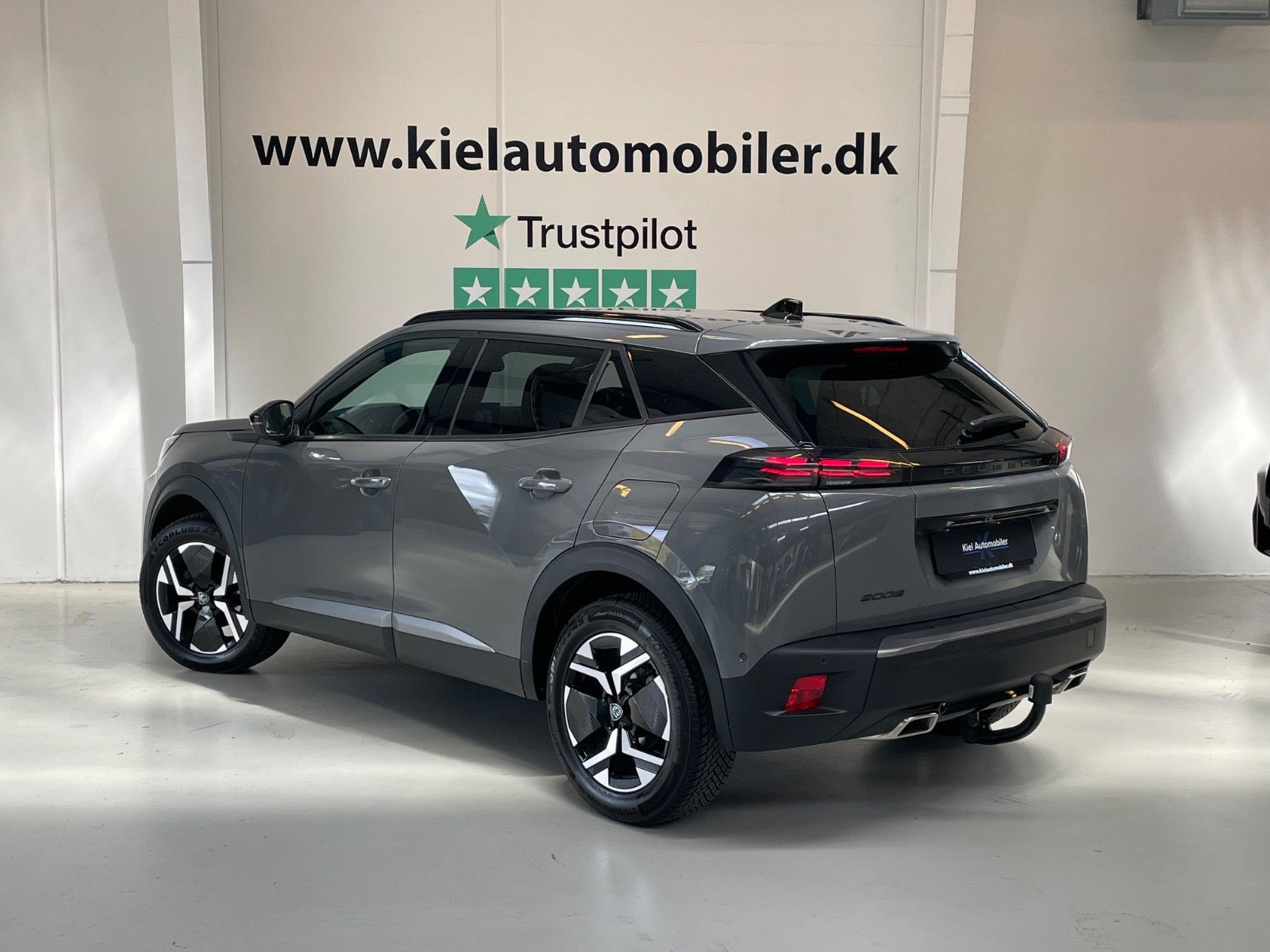 undefined Peugeot 2008 fra 2023