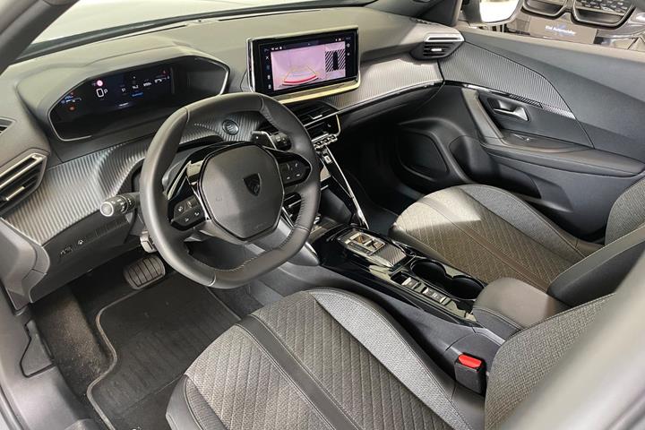 undefined Peugeot 2008 fra 2023