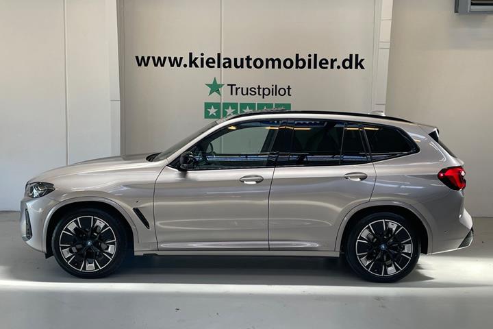 undefined BMW iX3 fra 2023