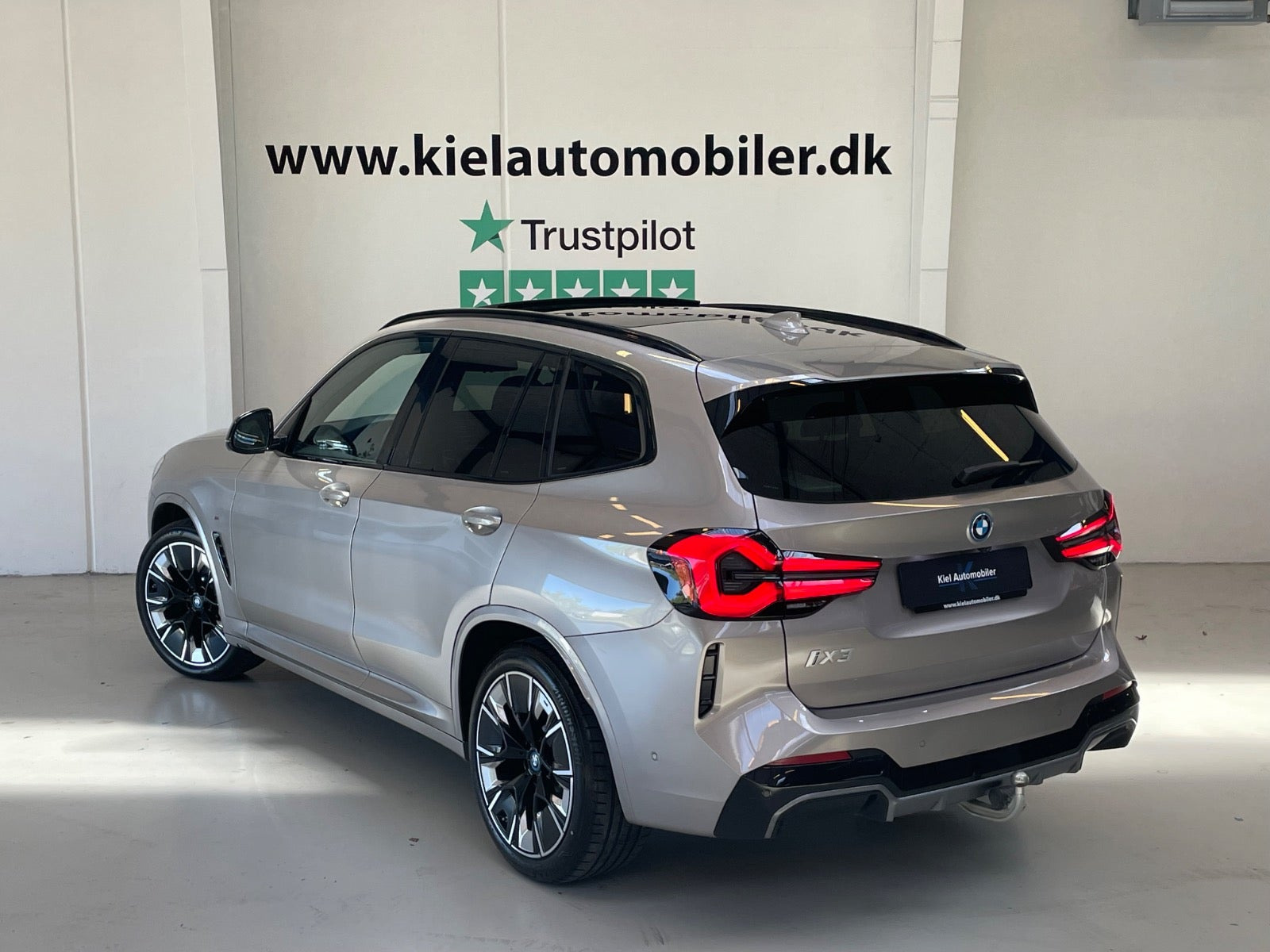 undefined BMW iX3 fra 2023