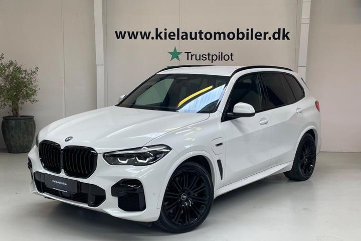 undefined BMW X5 fra 2021