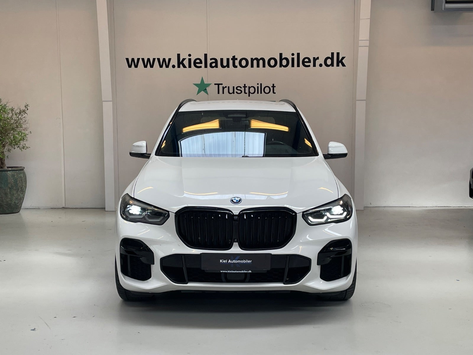 undefined BMW X5 fra 2021