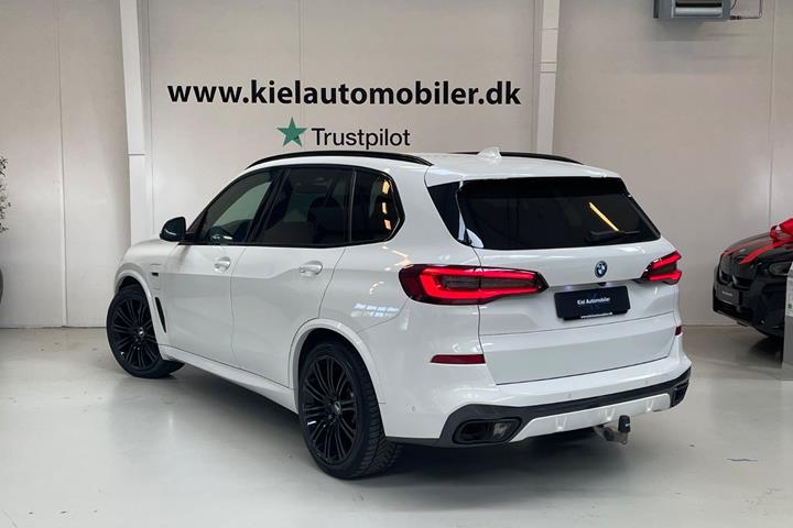 undefined BMW X5 fra 2021