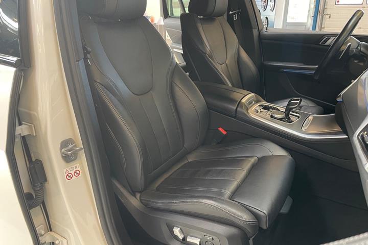 undefined BMW X5 fra 2021