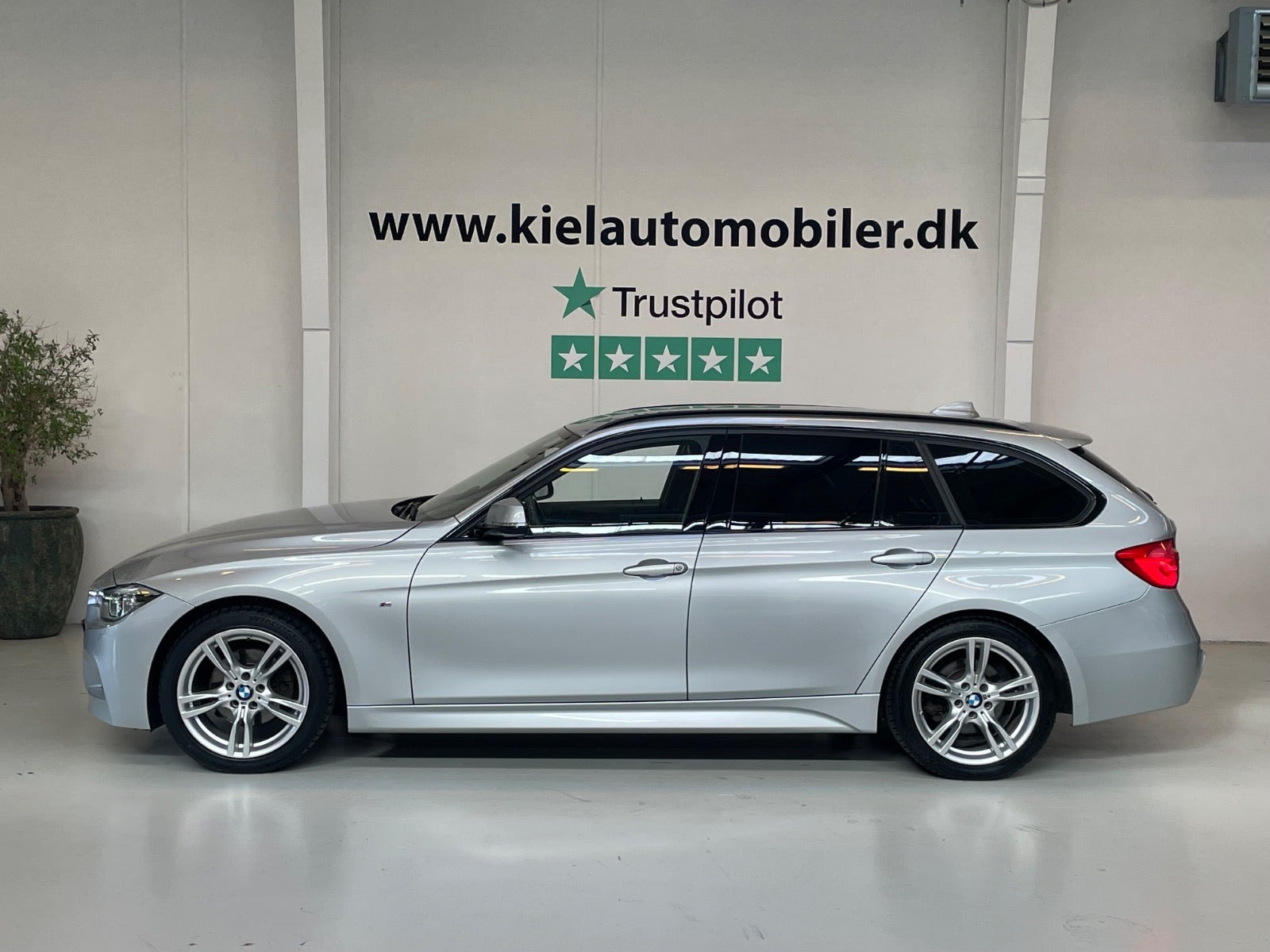 undefined BMW 320d fra 2019