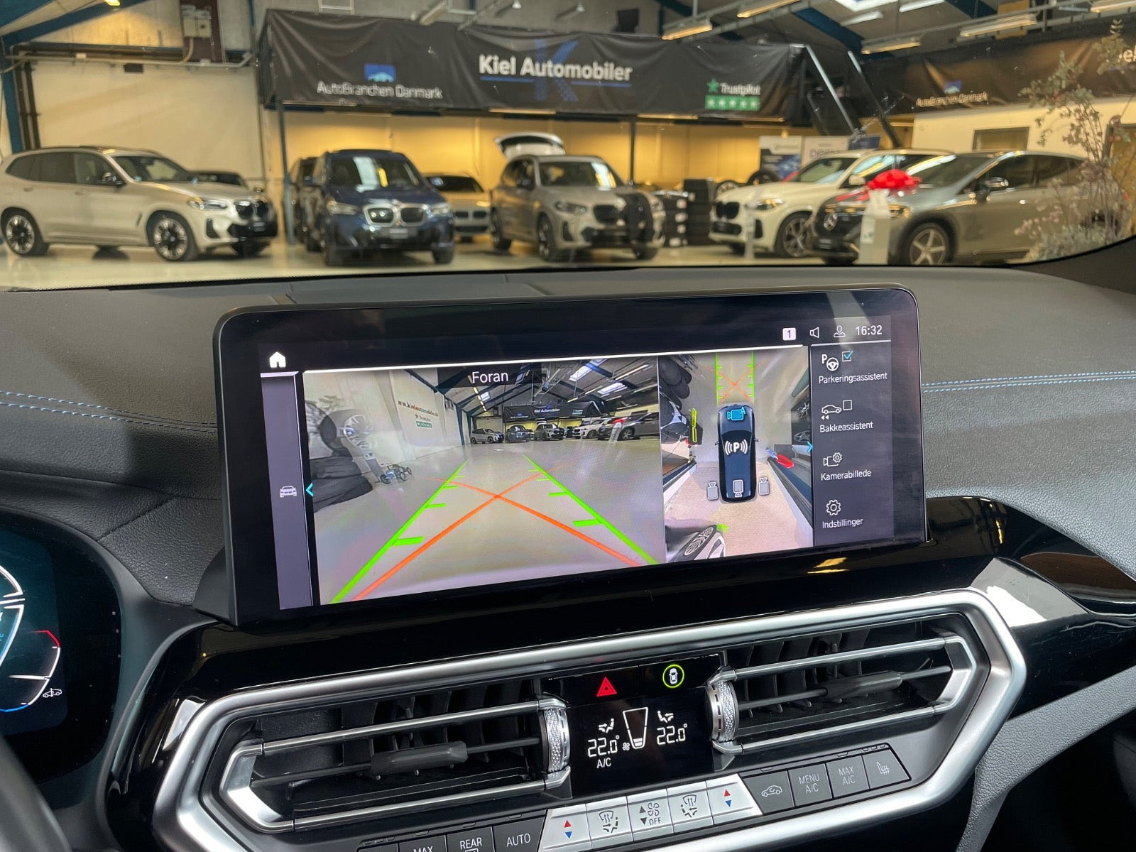 undefined BMW iX3 fra 2024