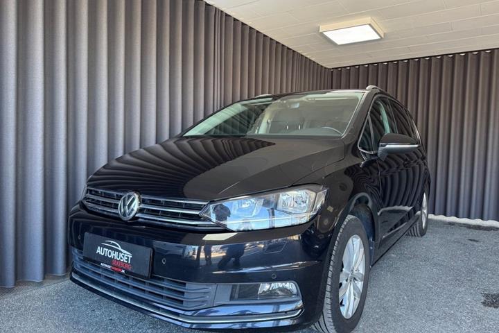 Sort VW Touran fra 2018