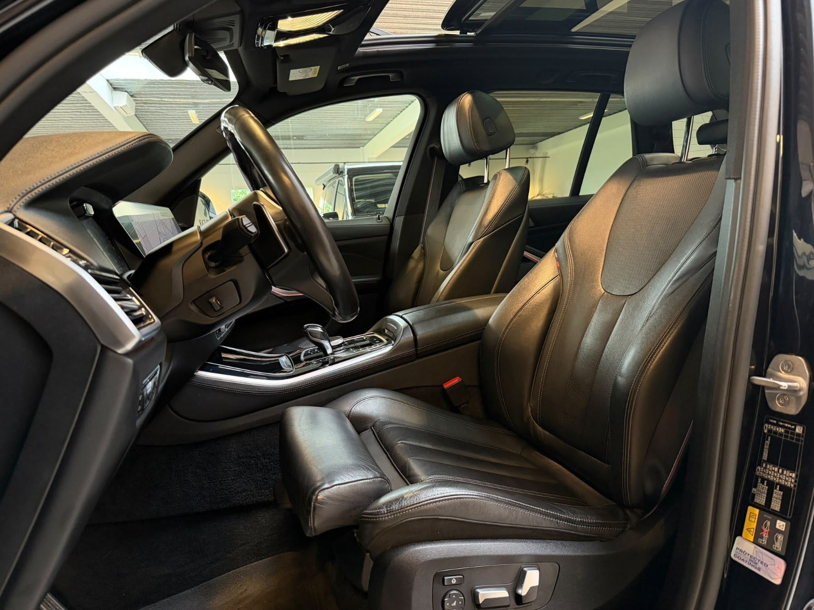 Sort BMW X5 fra 2020