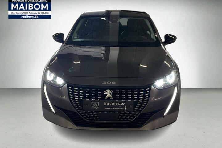 Sort Peugeot 208 fra 2023