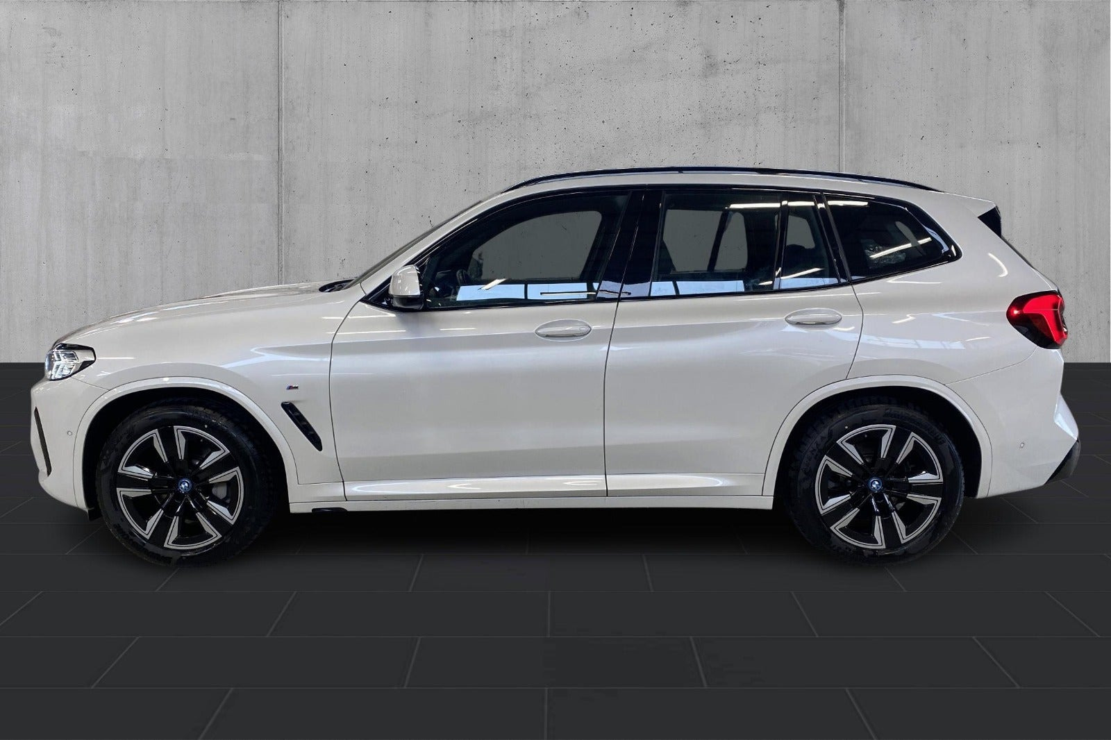 undefined BMW iX3 fra 2023