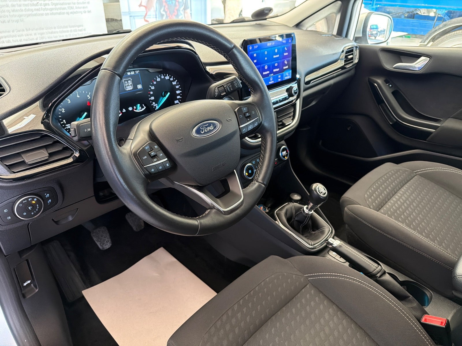 Sølv Ford Fiesta fra 2020