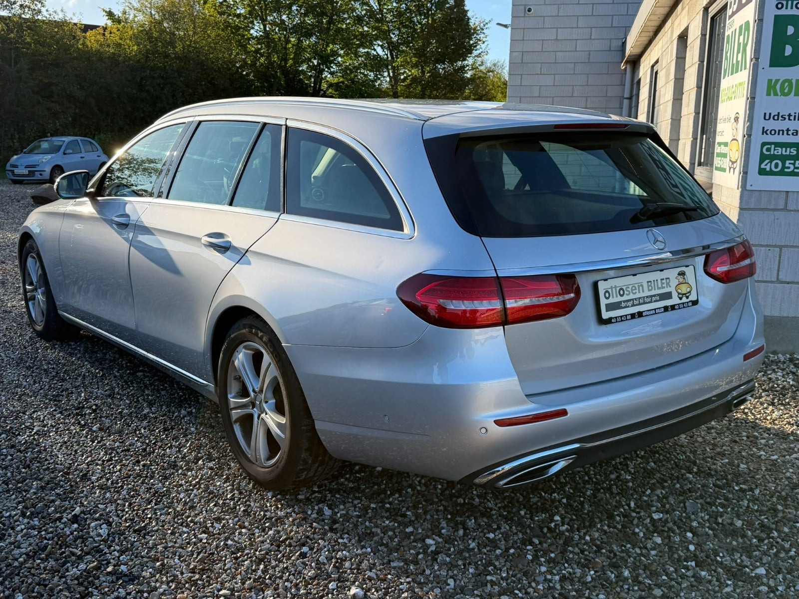 Sølv Mercedes E220 d fra 2017