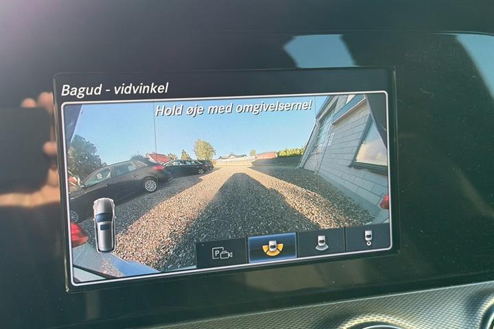 Sølv Mercedes E220 d fra 2017