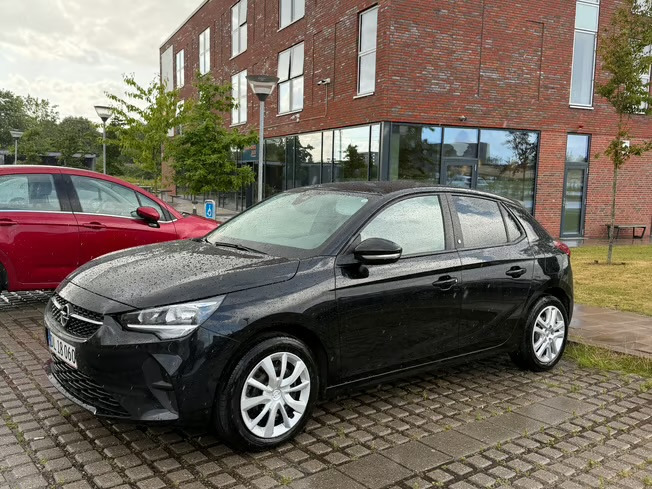 Sort Opel Corsa-e fra 2022