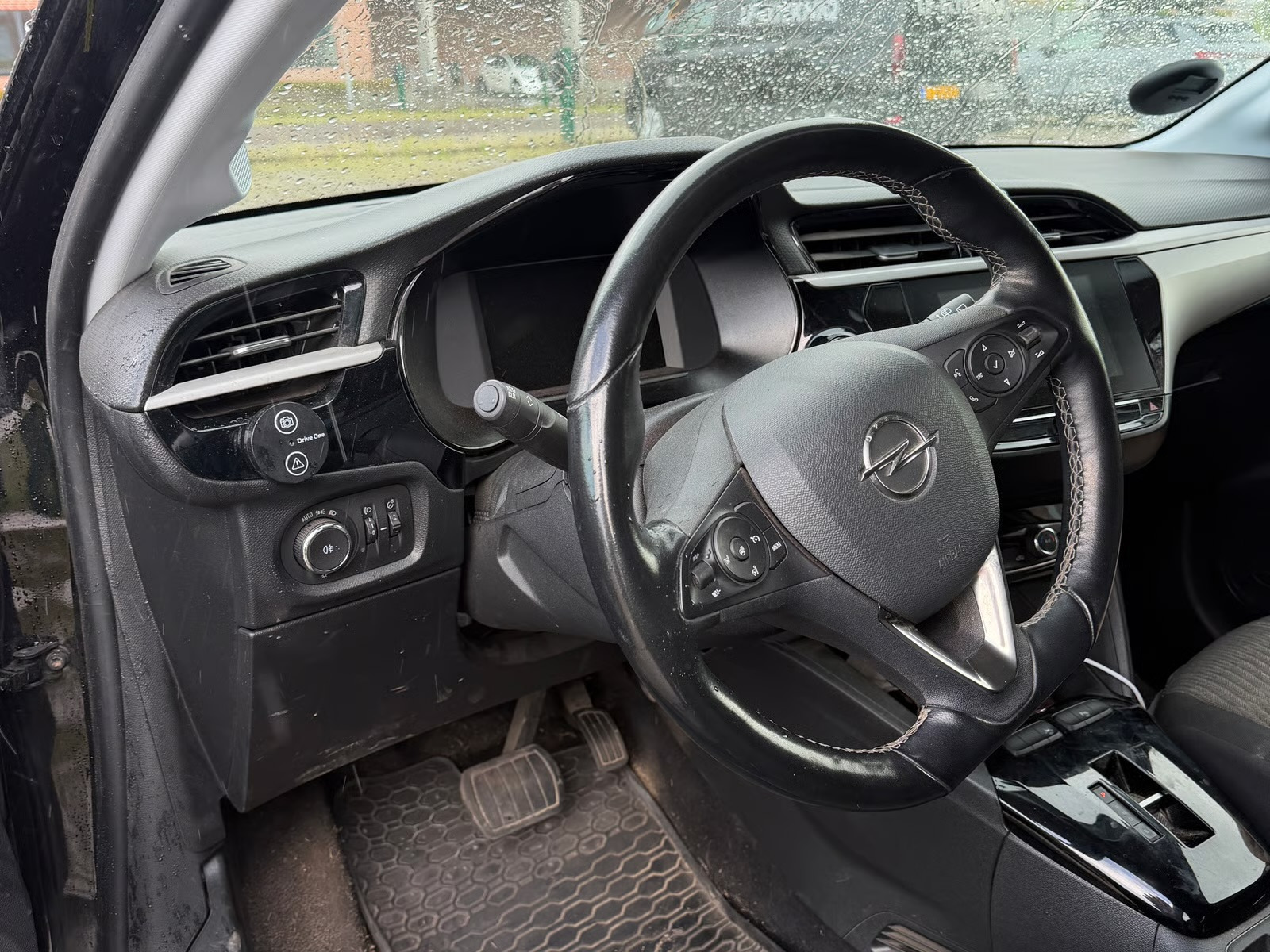 Sort Opel Corsa-e fra 2022