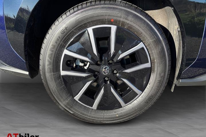 Blå Toyota BZ4X fra 2026