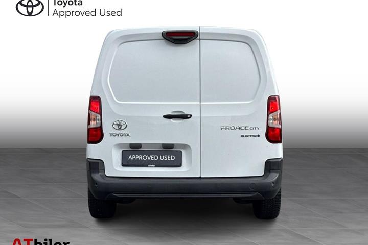 Hvid Toyota Proace City Electric fra 2023