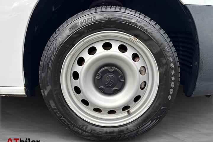 Hvid Toyota Proace City Electric fra 2023