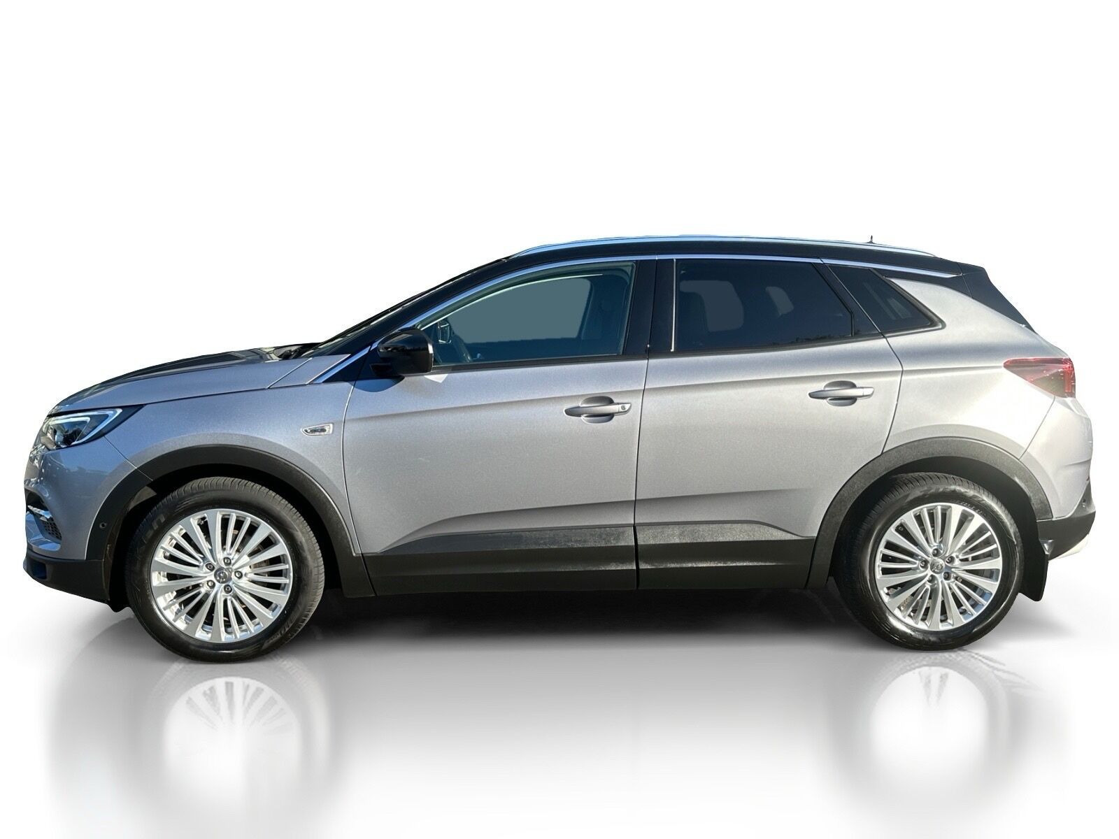 Grå Opel Grandland X fra 2020