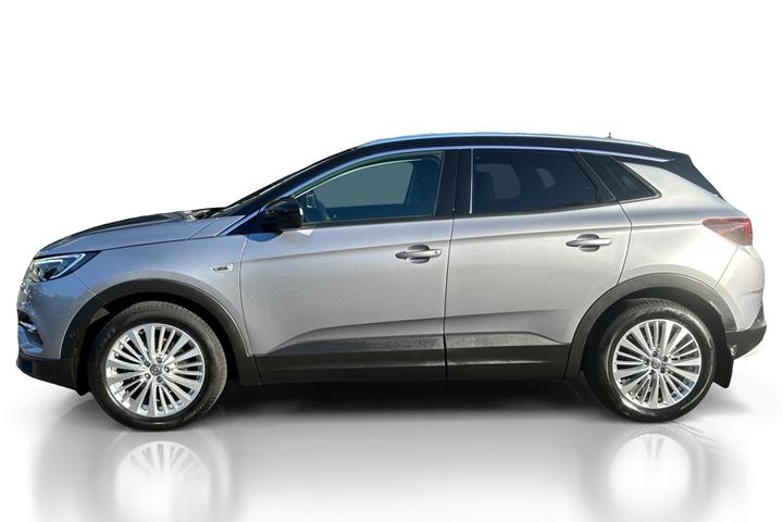 Grå Opel Grandland X fra 2020