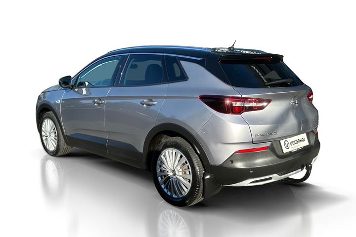 Grå Opel Grandland X fra 2020