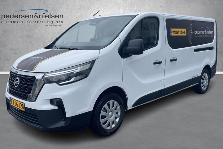 Grå Nissan Primastar fra 2026