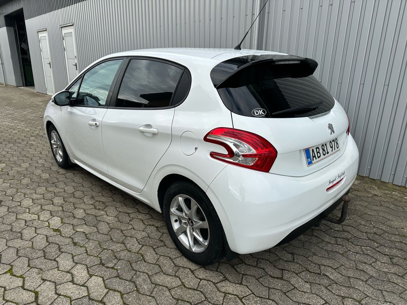 Hvid Peugeot 208 fra 2012