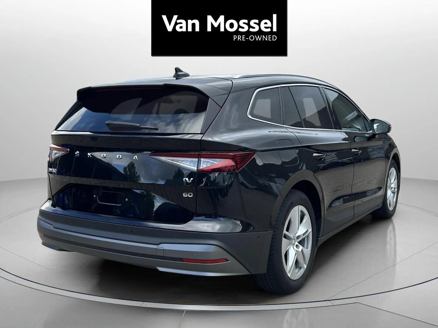 Sort Skoda Enyaq fra 2023