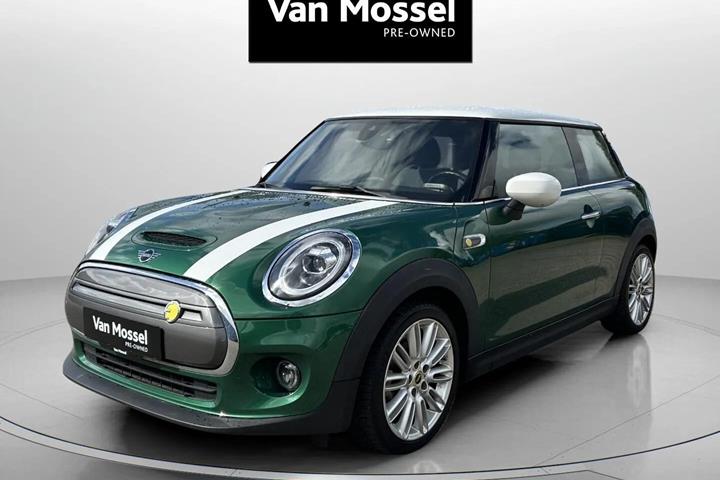 Grøn Mini Cooper fra 2021