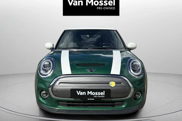 Grøn Mini Cooper fra 2021