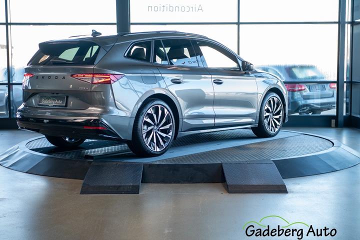 Grå Skoda Enyaq fra 2026