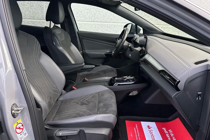 Grå VW ID.4 fra 2023