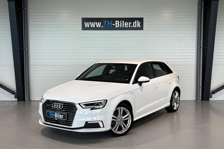 undefined Audi A3 fra 2017 set udefra