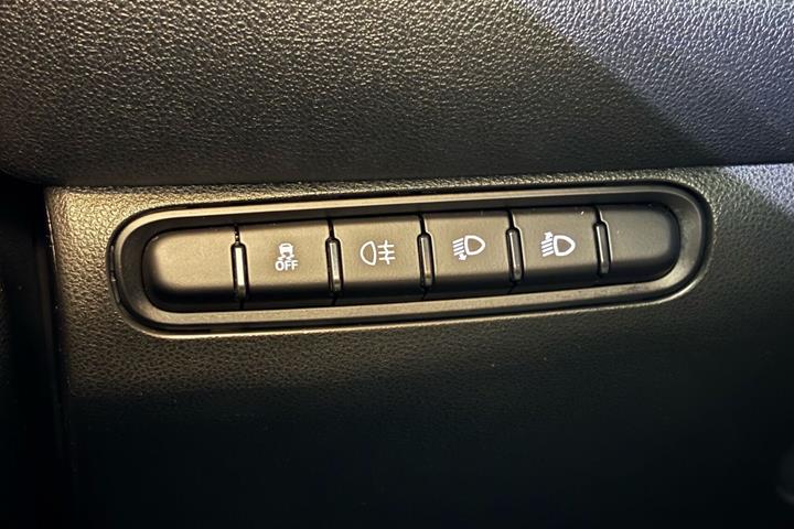 Hvid Fiat 500e fra 2023