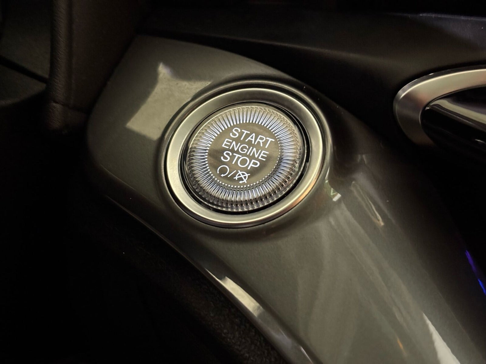 Hvid Fiat 500e fra 2023