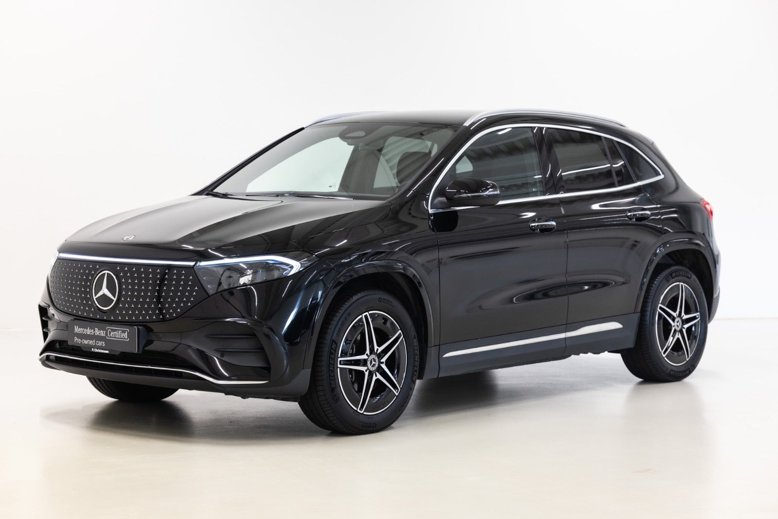 Sort Mercedes EQA250+ fra 2025