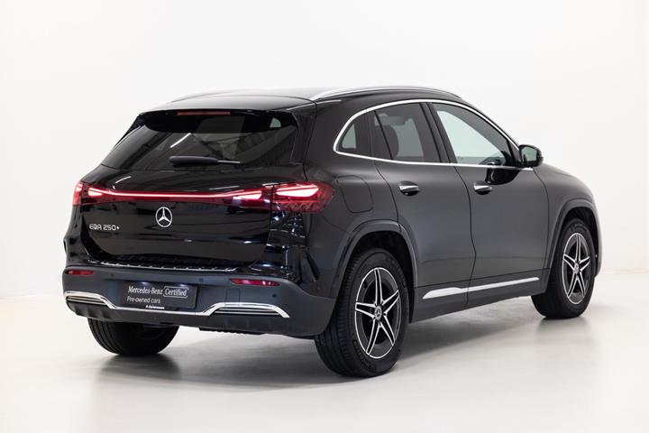 Sort Mercedes EQA250+ fra 2025