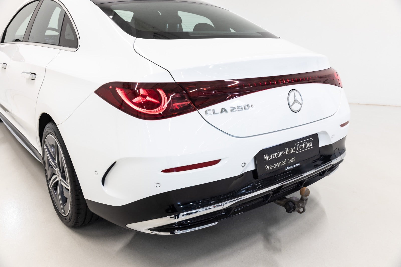 Hvid Mercedes CLA250+ fra 2025