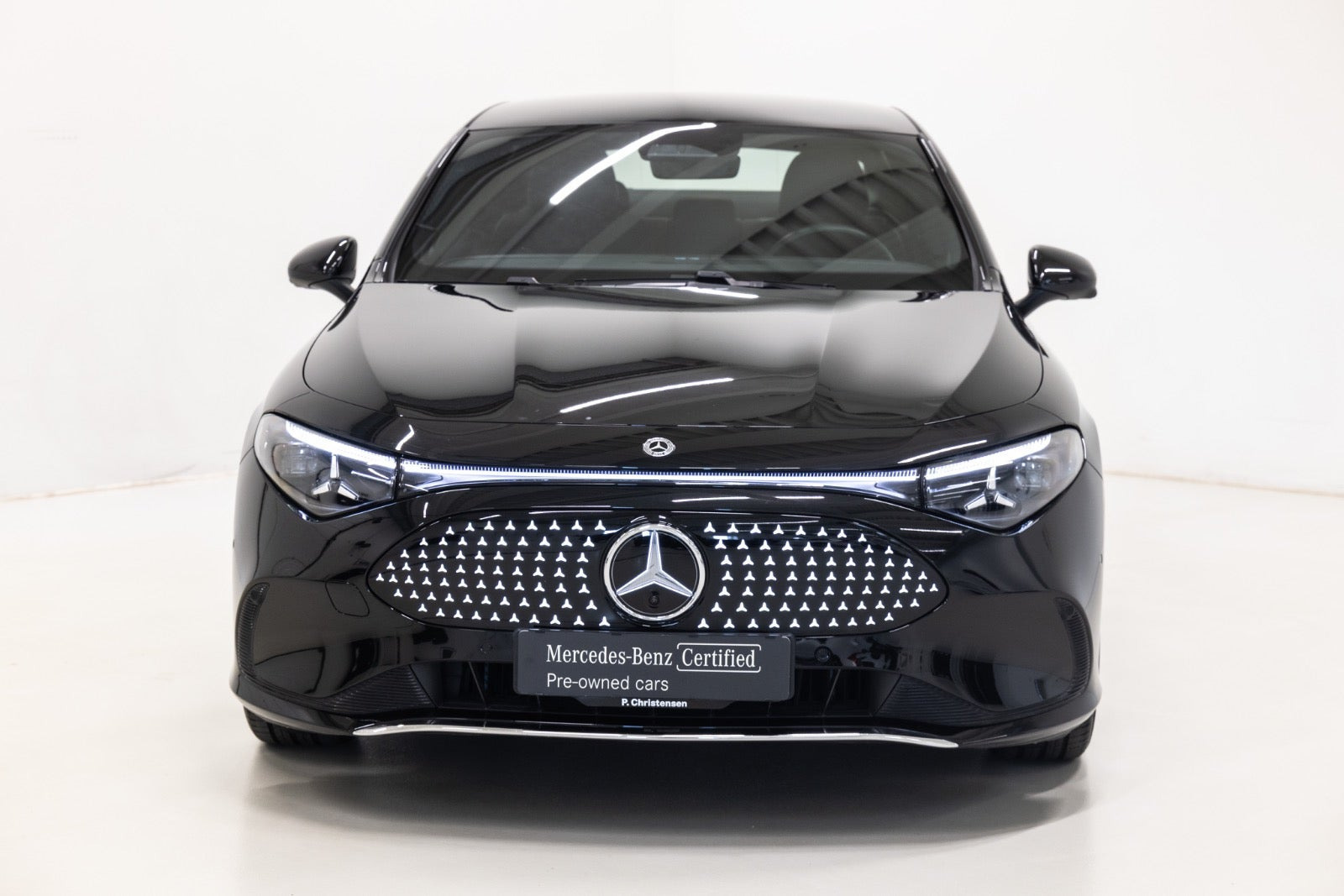 Sort Mercedes CLA250+ fra 2025