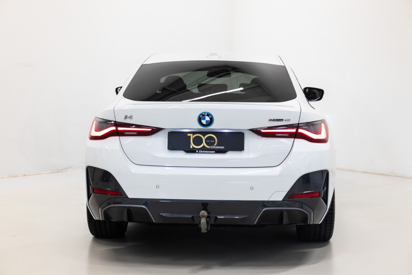 Hvid BMW i4 fra 2023