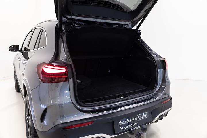 Grå Mercedes EQA250+ fra 2026