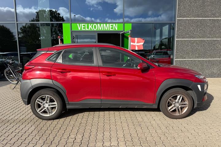 Grå Hyundai Kona fra 2020