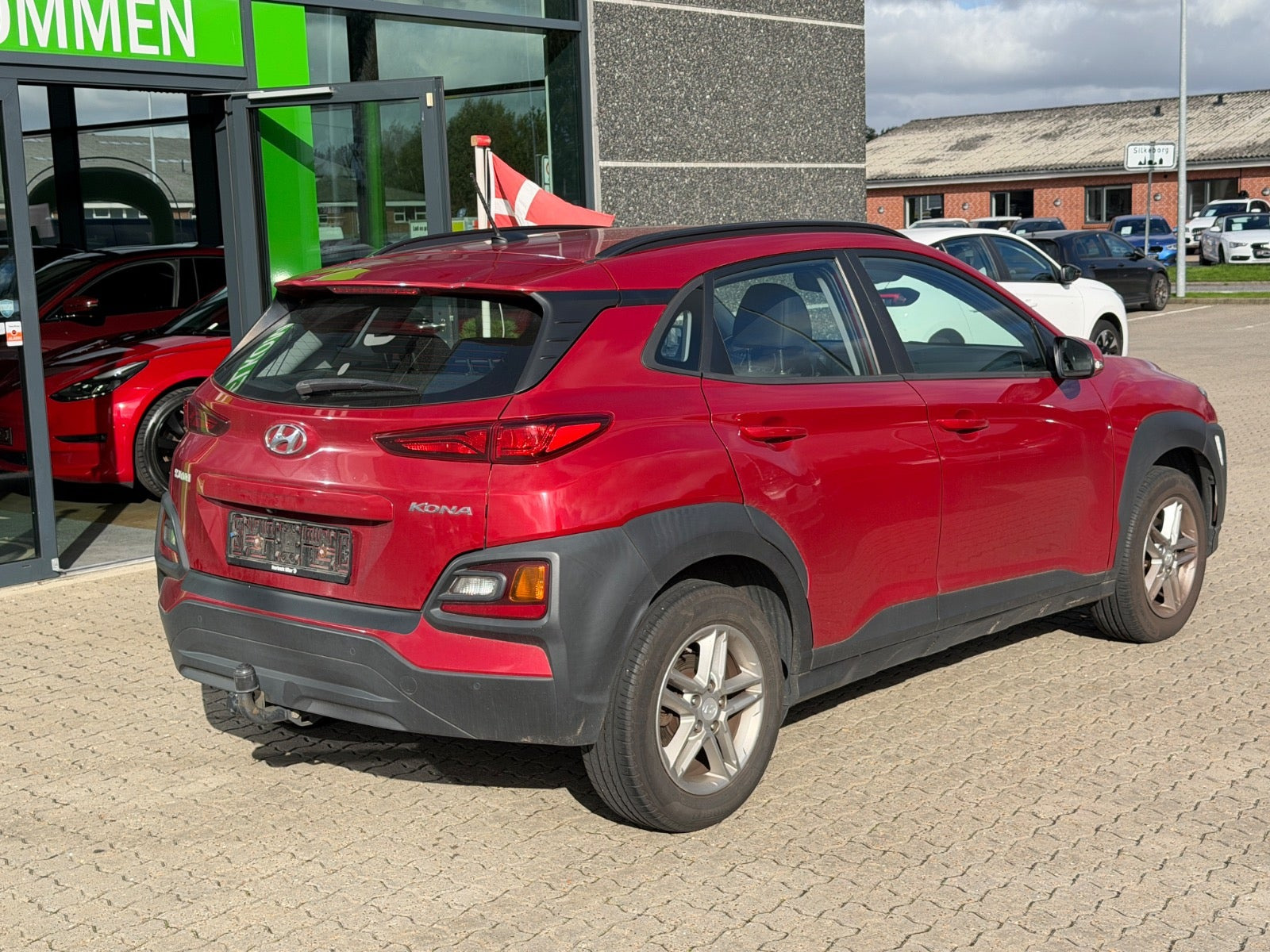 Grå Hyundai Kona fra 2020