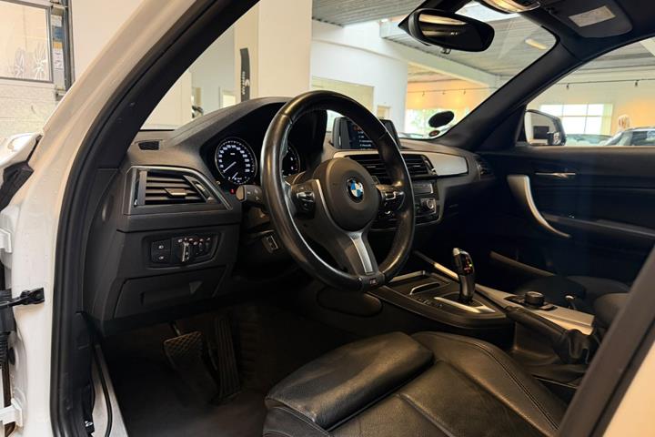 Hvid BMW 120d fra 2019
