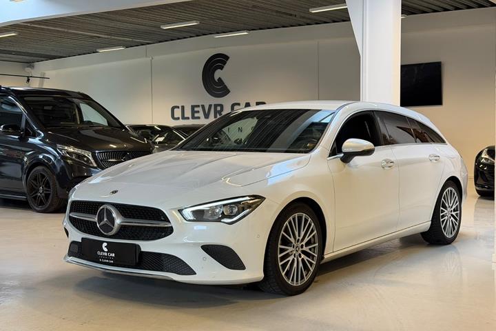 Hvid Mercedes CLA200 fra 2020