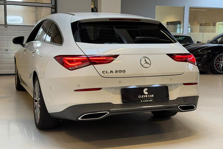 Hvid Mercedes CLA200 fra 2020