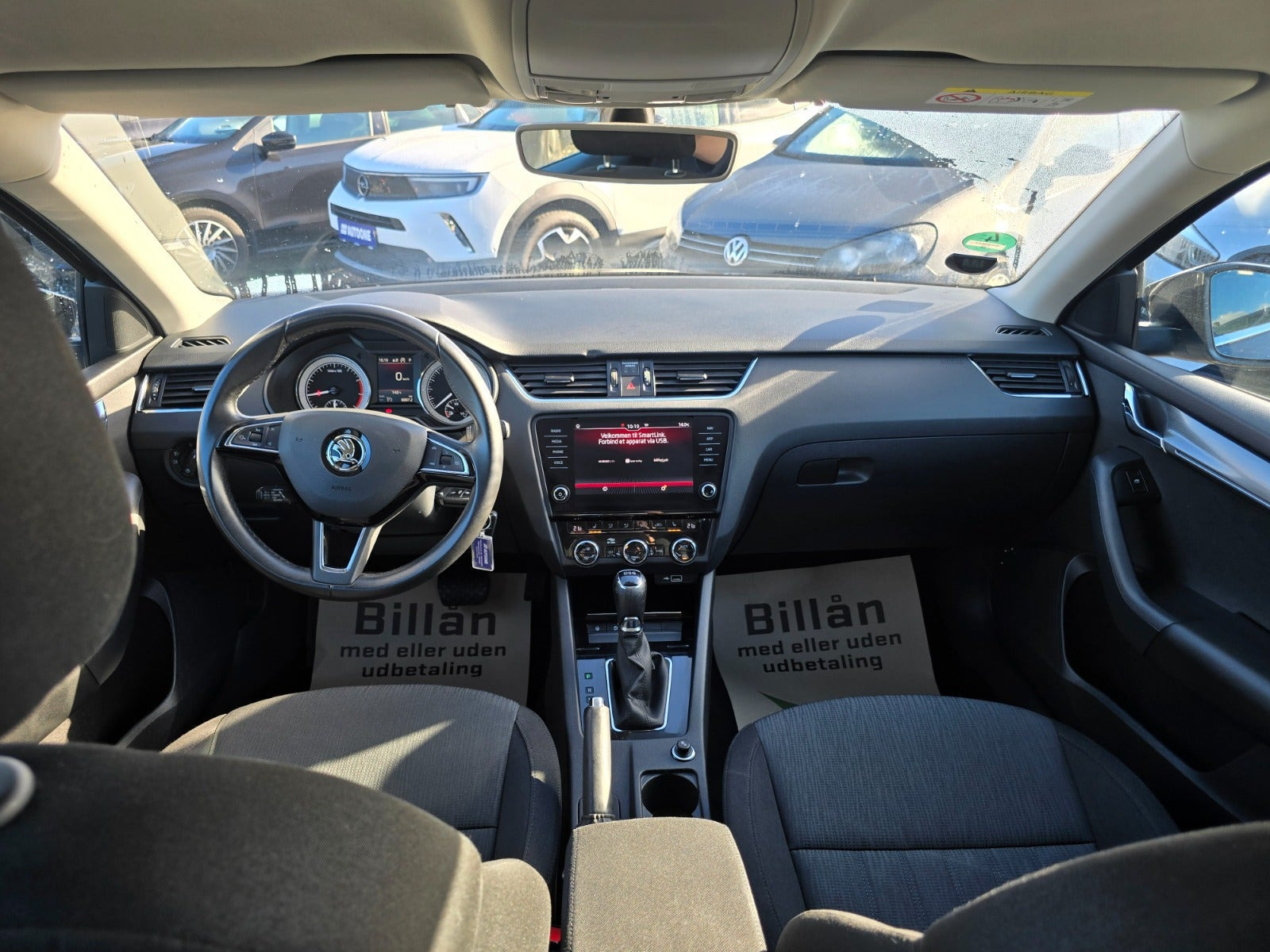 Sort Skoda Octavia fra 2020