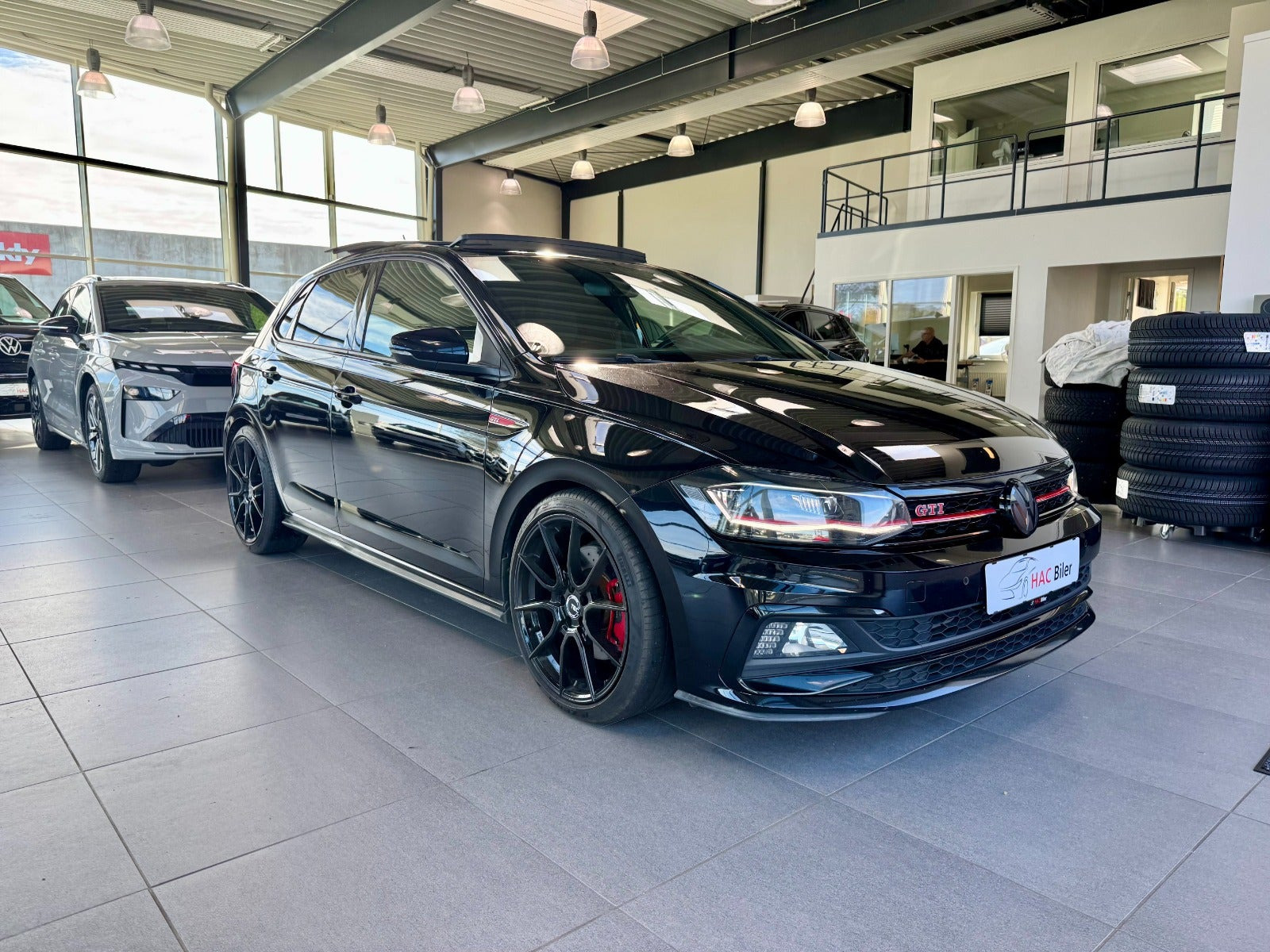 Sort VW Polo fra 2020